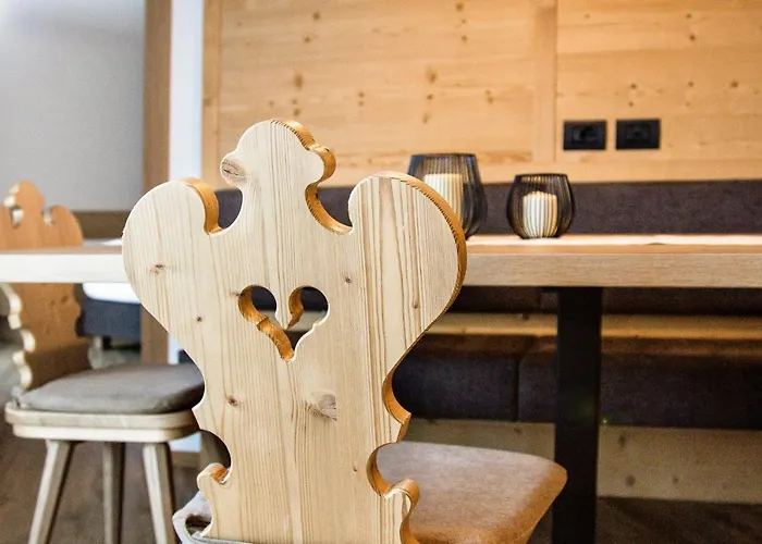 Sass Blanch Gasthof *