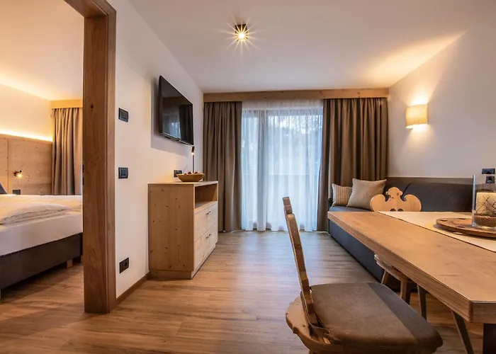 Sass Blanch Gasthof *